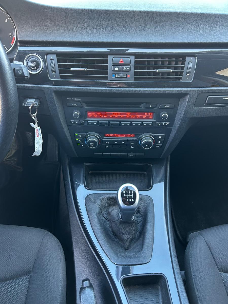 BMW 316 2012 — photo 11