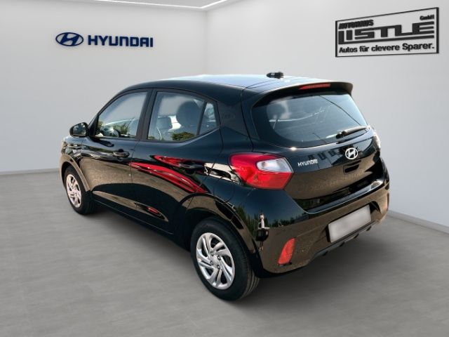 Fahrzeugabbildung Hyundai i10 1.0 MJ24 M/T Select KLIMA+RADIO+TEMPOMAT+UVM