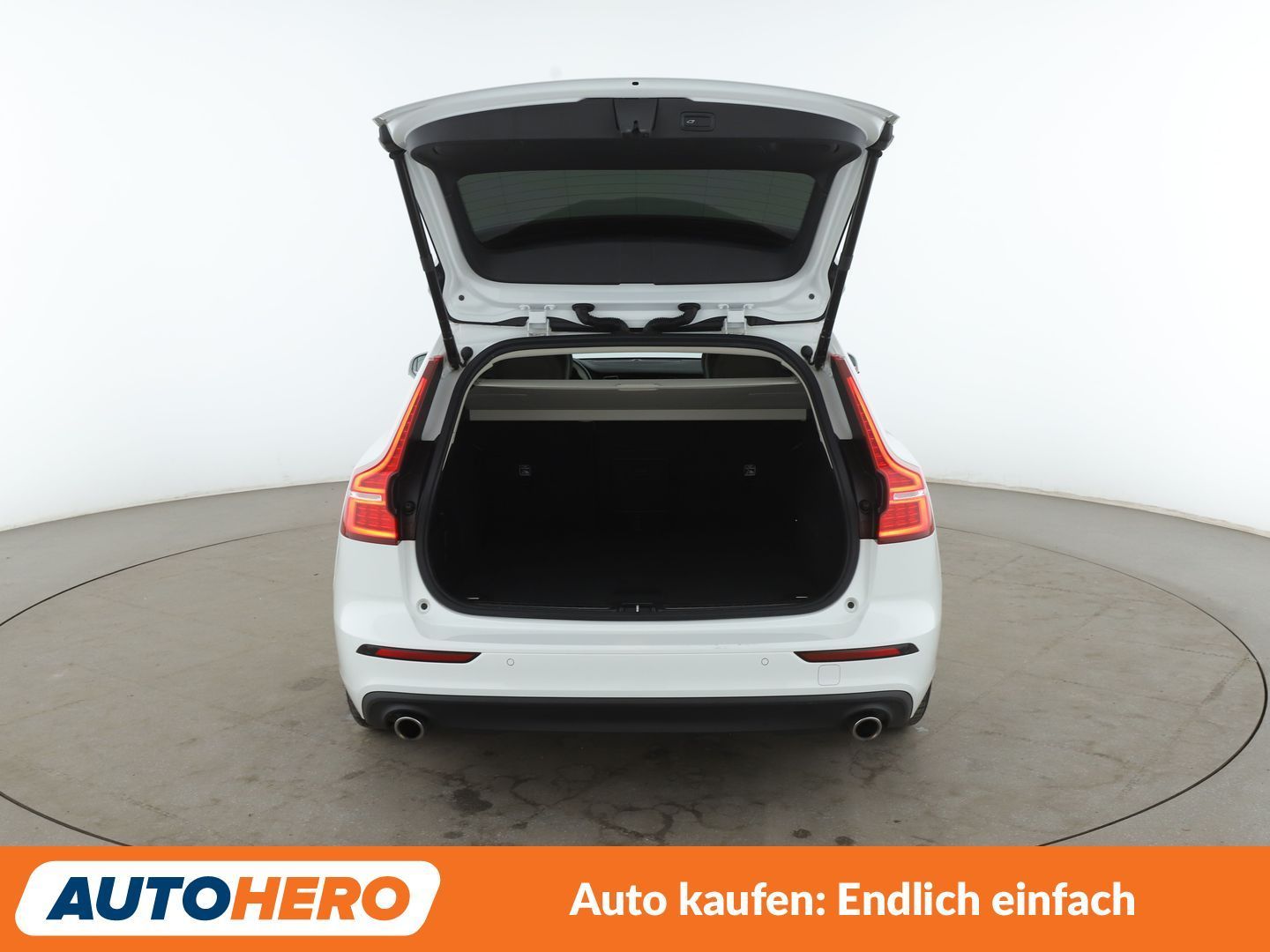 Volvo 2.0 D4 Momentum Pro AWD Aut.*NAV*LED*TEMP*CAM* foto 17