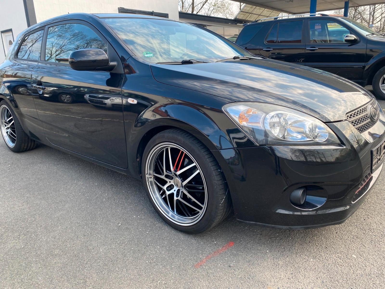 Kia ED cee'd / Ceed KLIMA SITZH TÜV09.2026