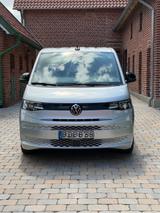Volkswagen T7 Multivan 2,0 TDI SCR DSG Garagenwagen 1. Hand - VW T7 von privat