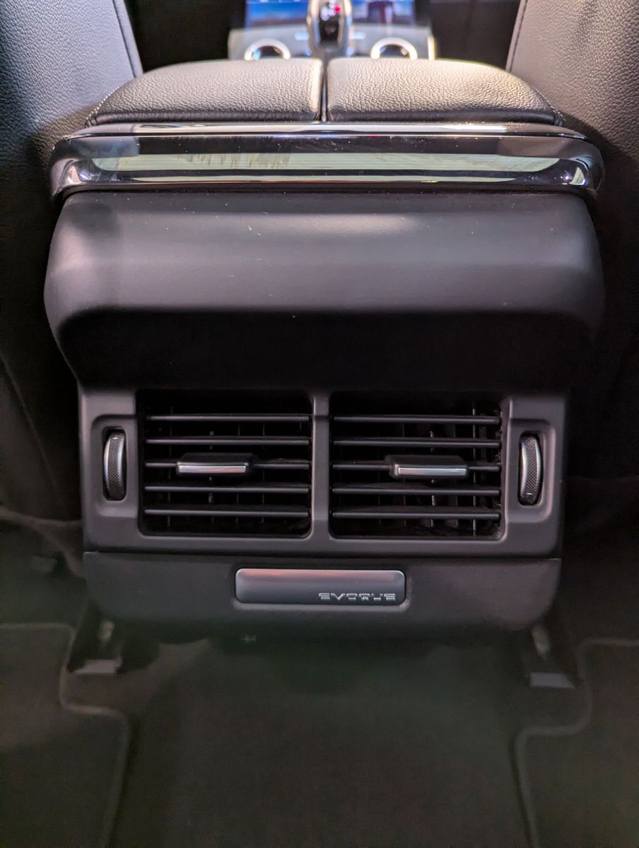 LAND ROVER Range Rover Evoque D180 R-Dynamic SE Pano HUD 20 - Image 26