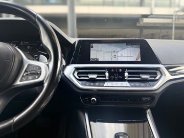 BMW 320 - 7