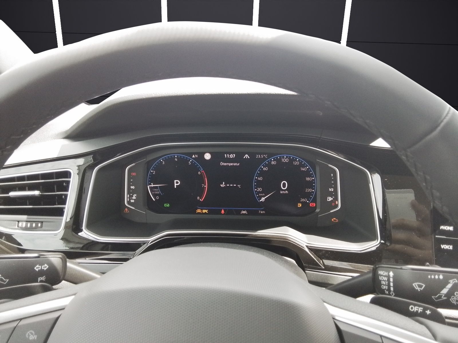 Fahrzeugabbildung Volkswagen Polo R-Line DSG NAVI LED AppConnect