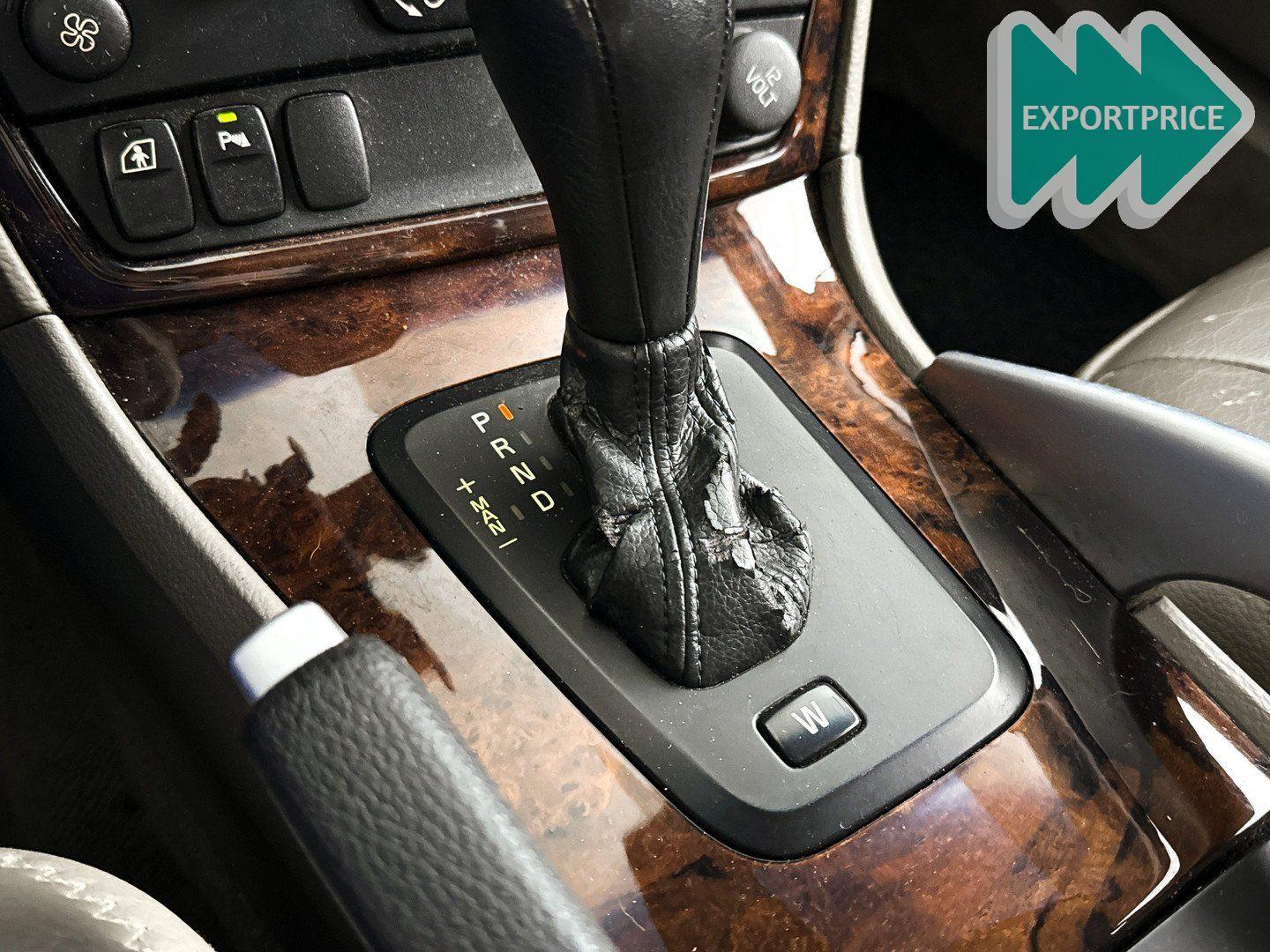 Volvo XC70 2006 — photo 16