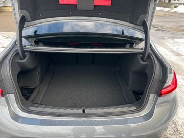 BMW 320i xDrive M Sportpaket HiFi DAB LED RFK Shz