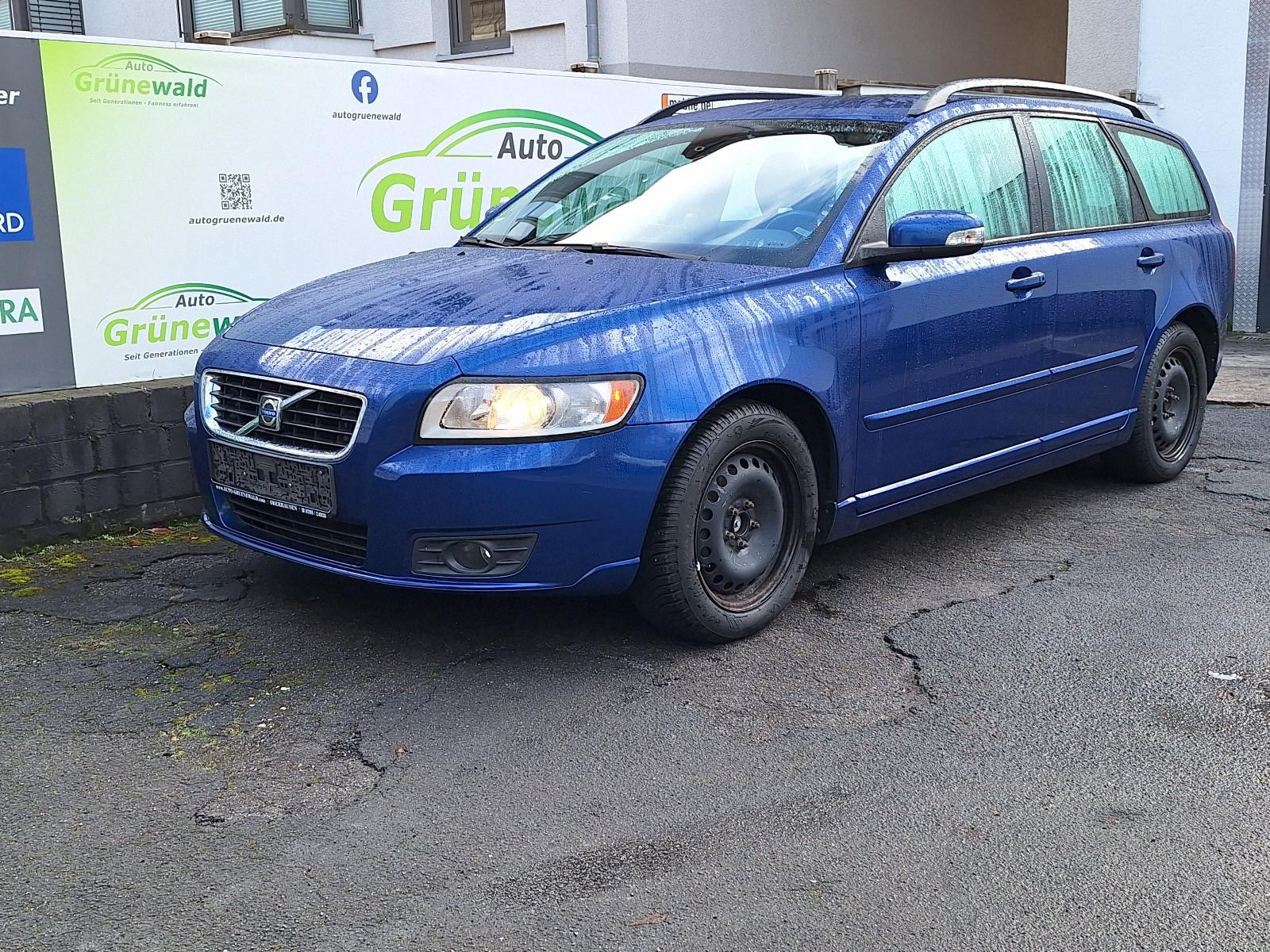 Volvo V50 Kombi 2.0 Momentum AHK PDC