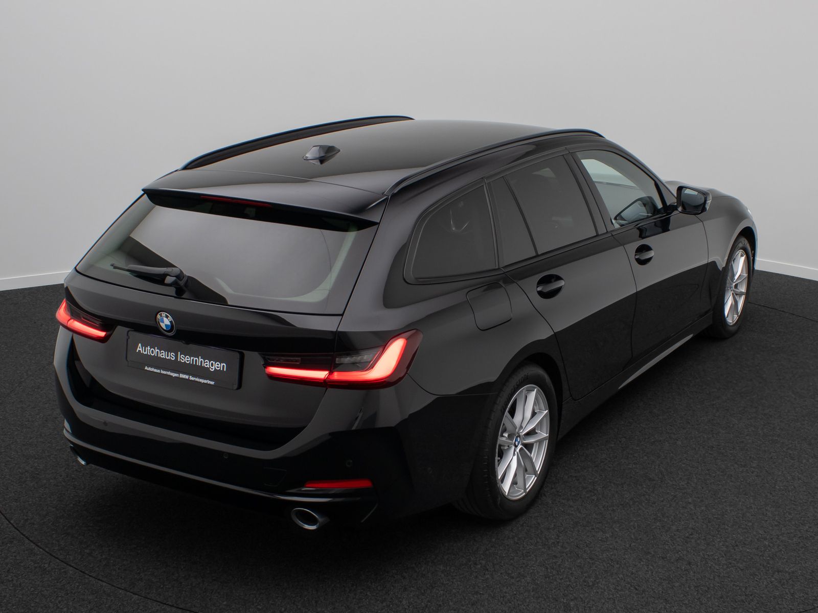 Fahrzeugabbildung BMW 320d ACC Kamera DAB HUD Sport Ad.LED Parkassist