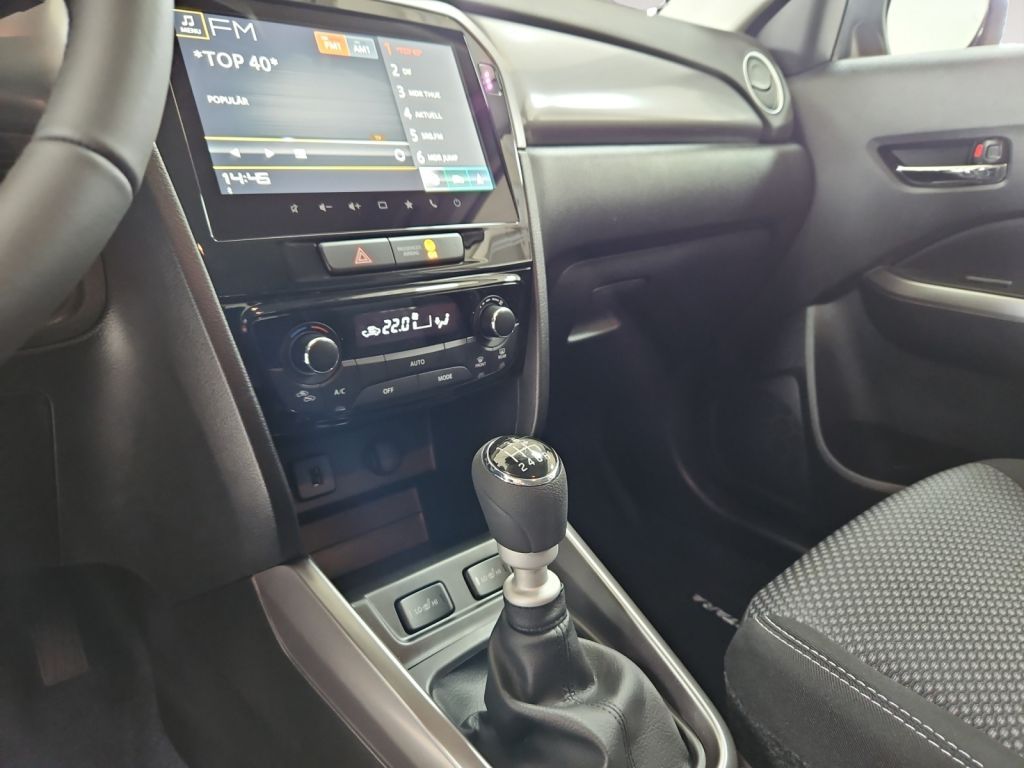 Fahrzeugabbildung Suzuki Vitara 1.4 Comfort LED Navi Sitzheizung DAB+PDC