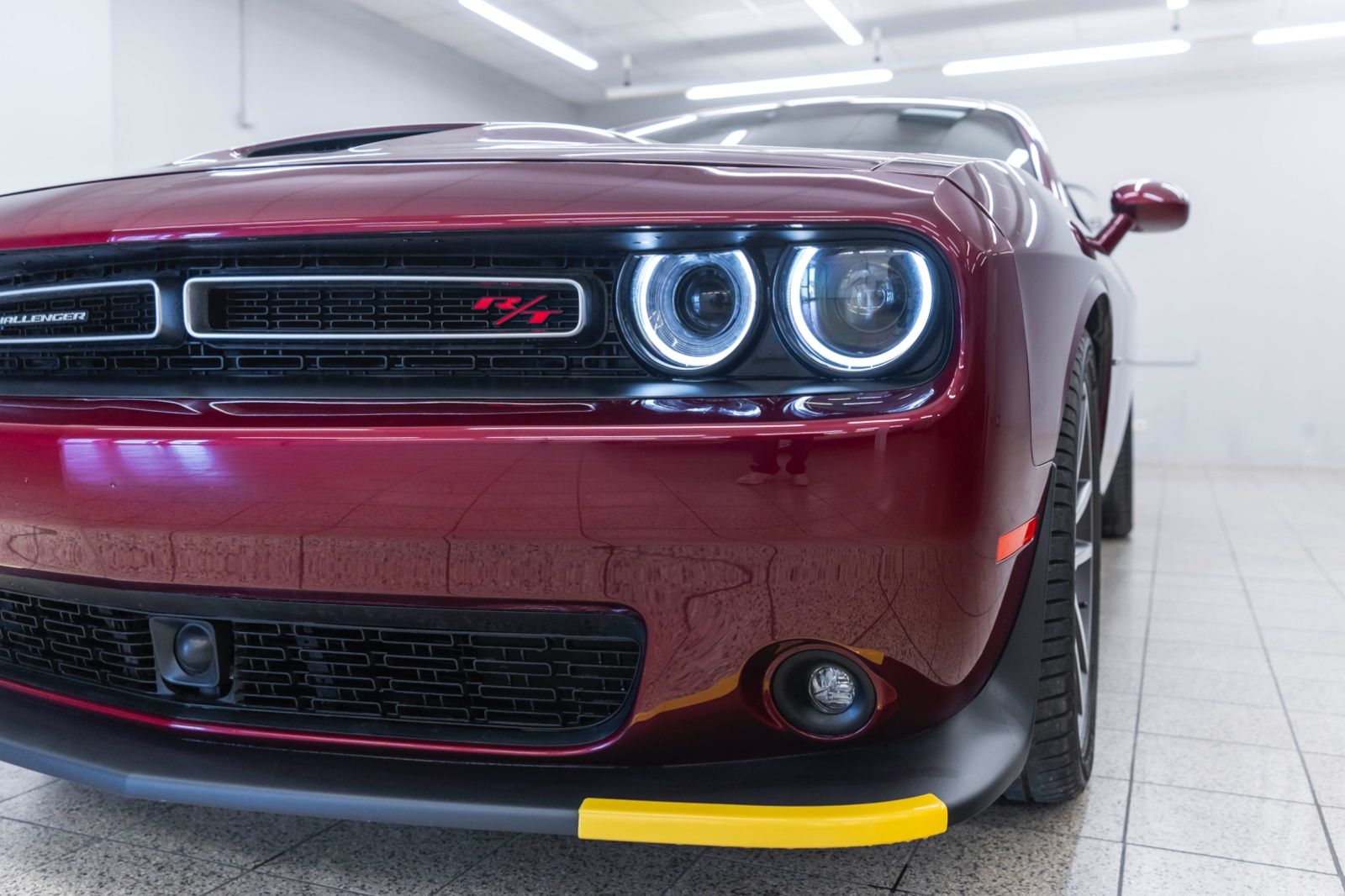 Fahrzeugabbildung Dodge Challenger 5,7 R/T ACC KAM CARPLAY NAV ALPINE
