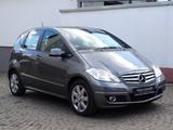 Mercedes-Benz A 180 BlueEFF. - Navi, Panorama, 2x PDC, SHZ - Mercedes-Benz A 180 aus 2011