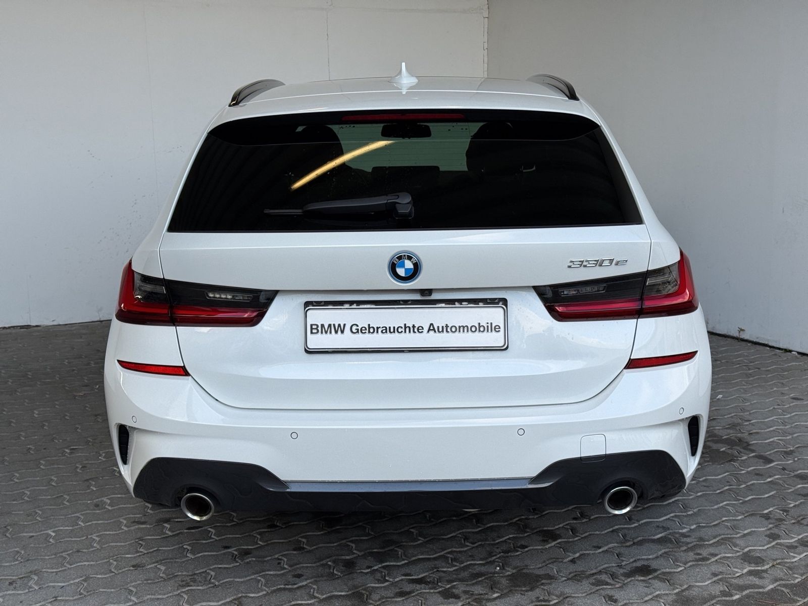BMW 330e Touring M Sport imagem 3