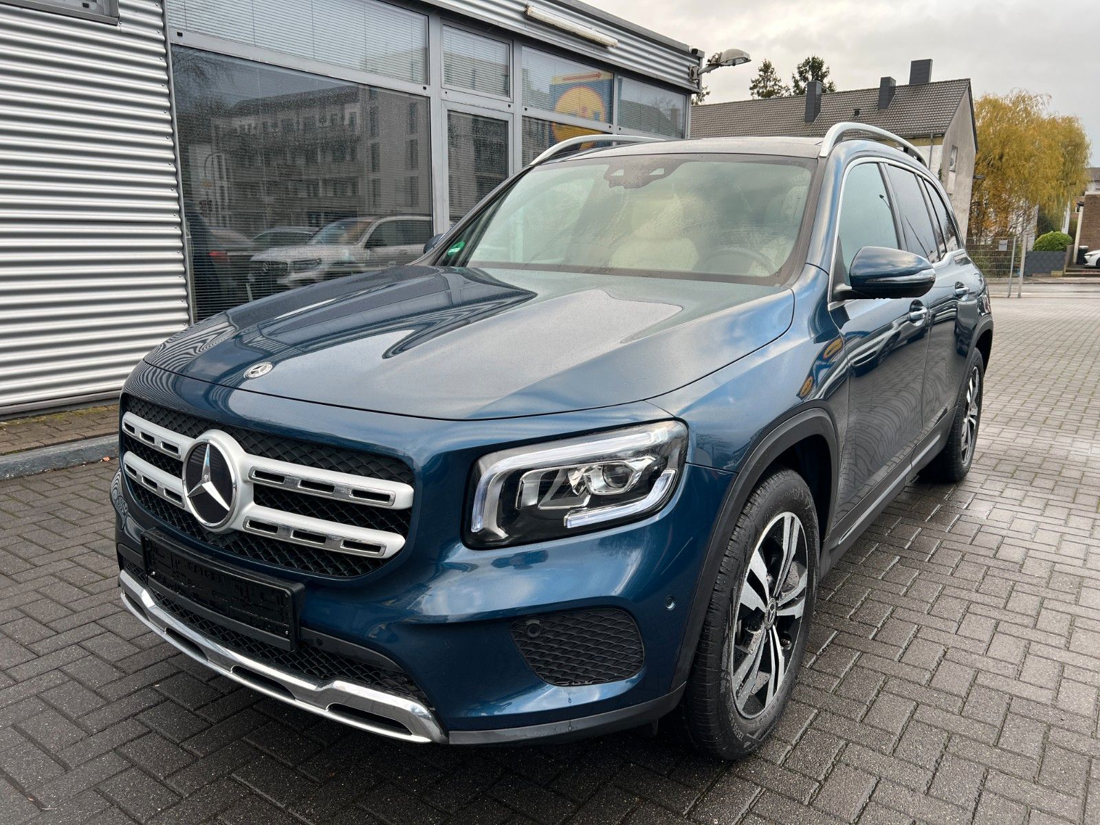 MERCEDES-BENZ GLB 220 d 4Matic/Panorama/Head-Up/Unfallfrei