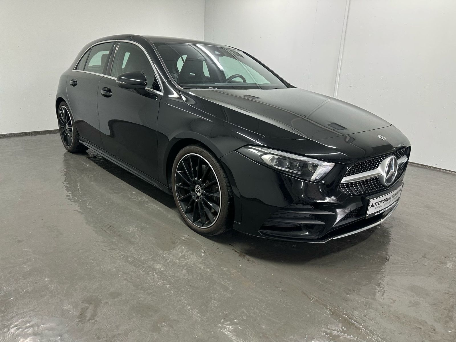 Fahrzeugabbildung Mercedes-Benz A 250 4MATIC AMG*KAMERA*PANO*SPUR*SH*TEMPO*19"