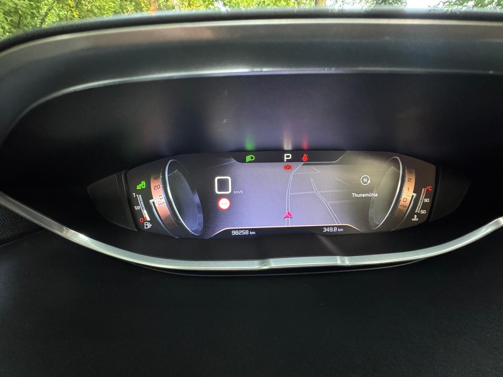Peugeot 3008 GT*360°*SHZ*Navi*Automatik*Schiebedach