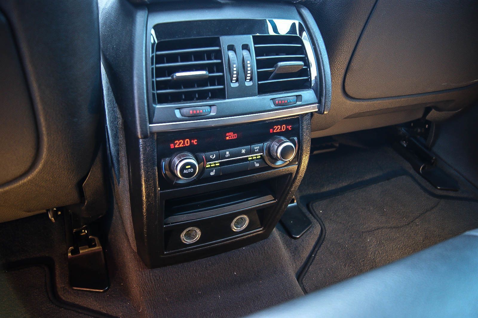 Fahrzeugabbildung BMW X6 M50 M-SPORT 22'' BREYTON ESSD KAMERA STDHZG 2