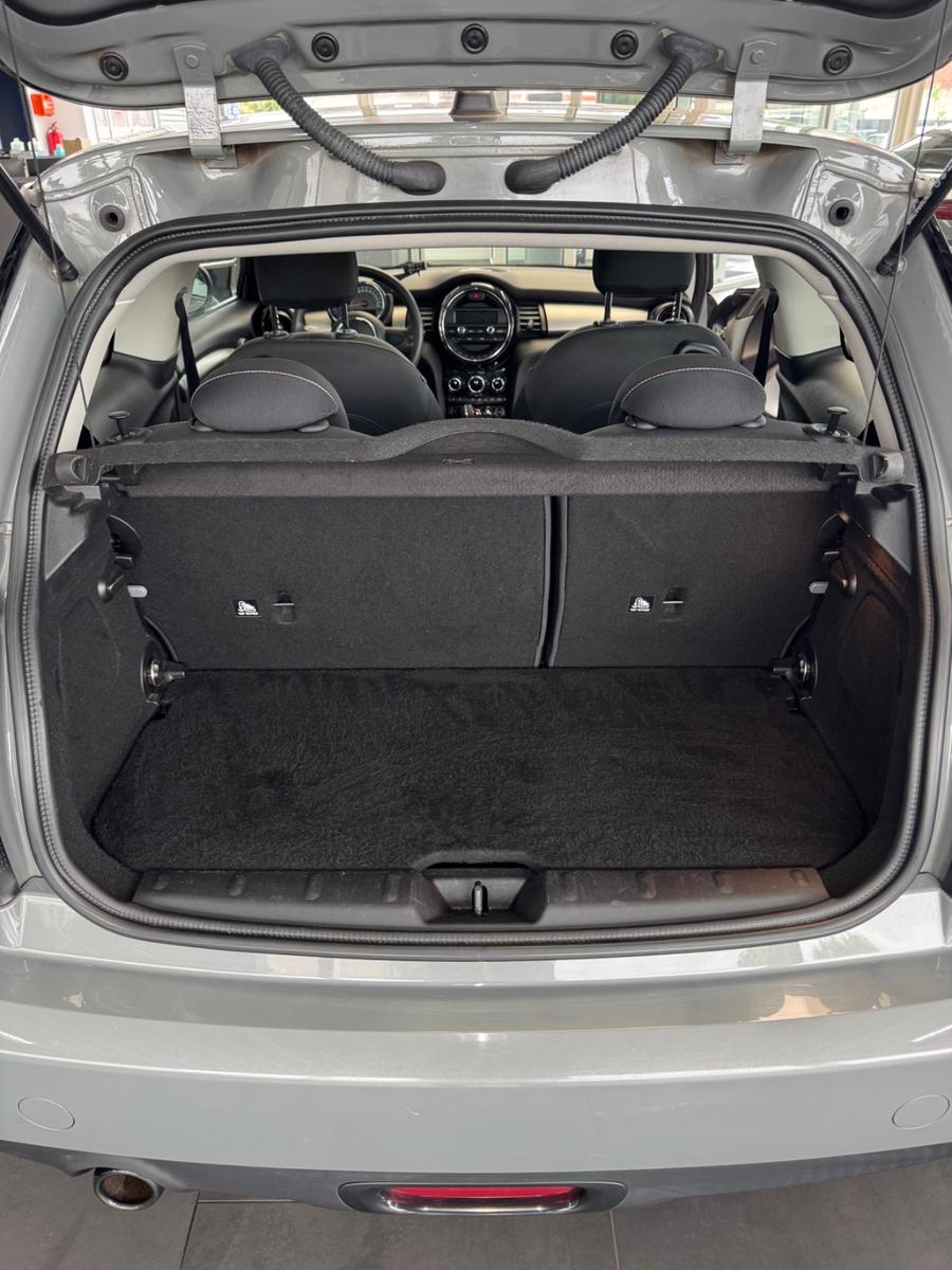 MINI COOPER Mini 3-trg. 1.5 *Shzg.*Klima*Pano*