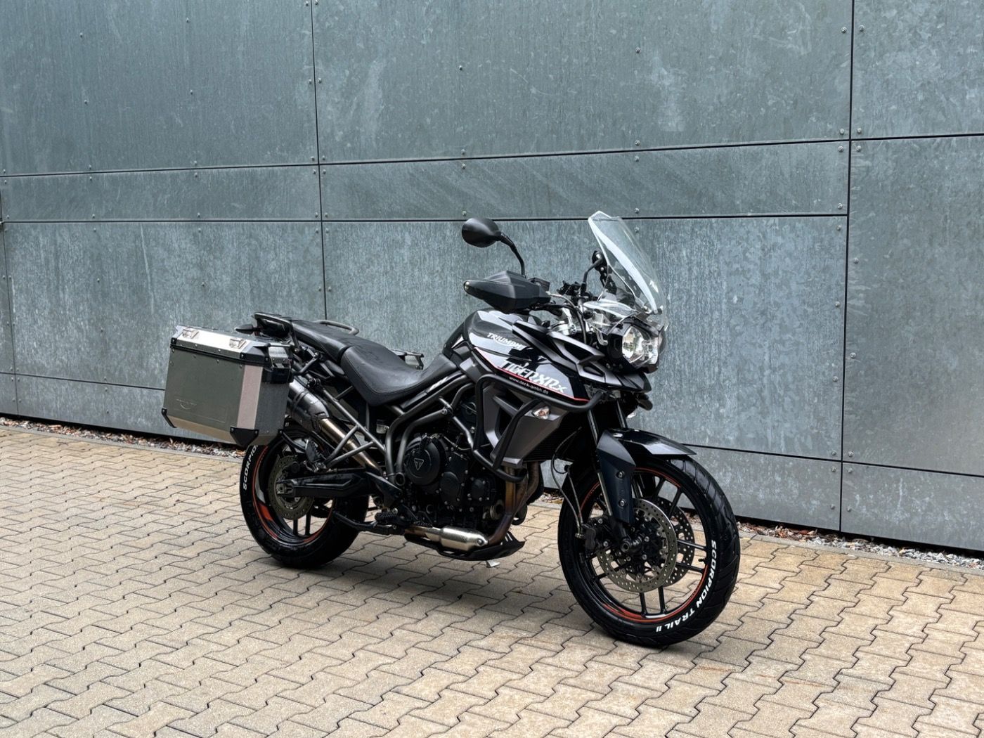 Fahrzeugabbildung Triumph Tiger XRX 800 Seitenkoffer