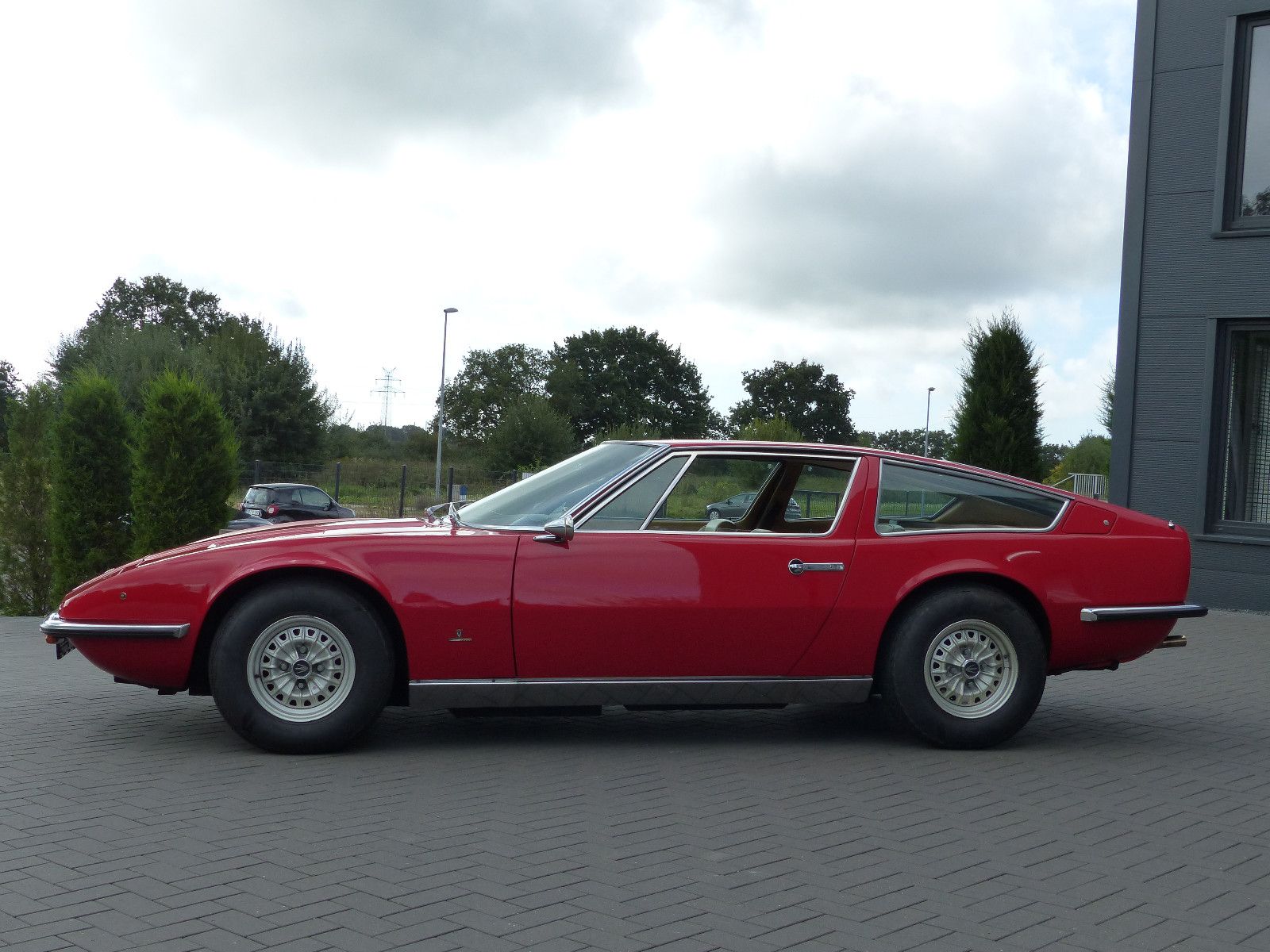 Fahrzeugabbildung Maserati Indy 4700