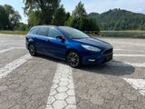 Vorschaubild Ford Focus Turnier Business 8  bereift