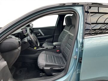 Citroën C4 Shine PT 130 EAT8 Navi+HUD+RFK+SD+LM+Carplay