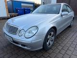 Mercedes-Benz E 280 CDI AVANTGARDE. ABS/ESP/SRS Leuchte an - Mercedes-Benz E 280 mit Panoramadach