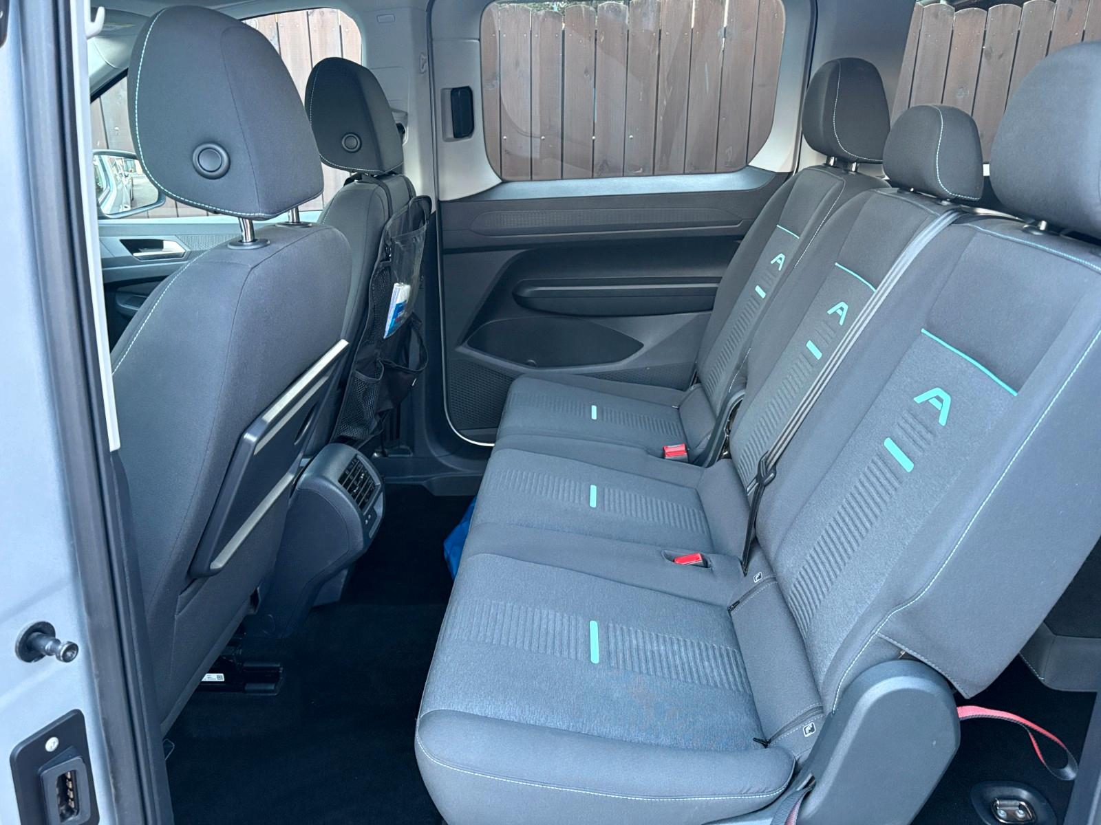 Ford Grand Tourneo 2.0 EcoBlue 90kW Active  7 Sitzer