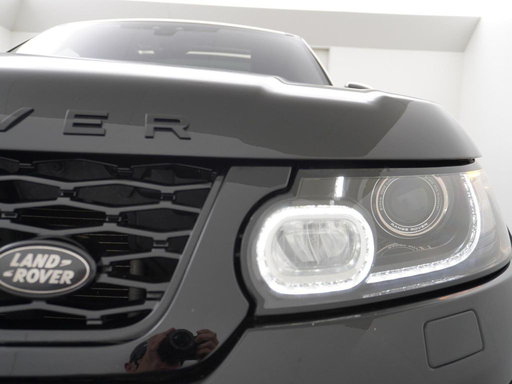 Land Rover Range Rover Sport 5.0 V8 Supercharged SVR