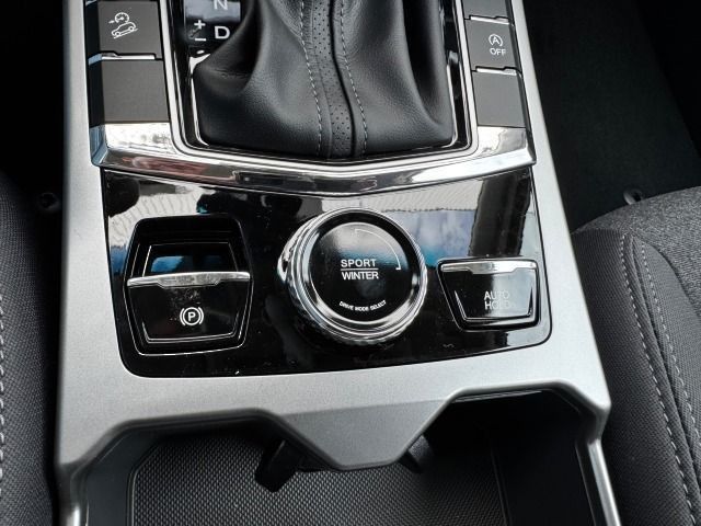 Fahrzeugabbildung KGM Korando 1.5 Bliss Automatic*Navi*18`Alu*PDC*LED