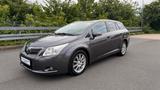 Toyota Avensis Kombi 2,2l*Automatik*Standheizung*NAVI* - Toyota Avensis mit Diesel-Antrieb
