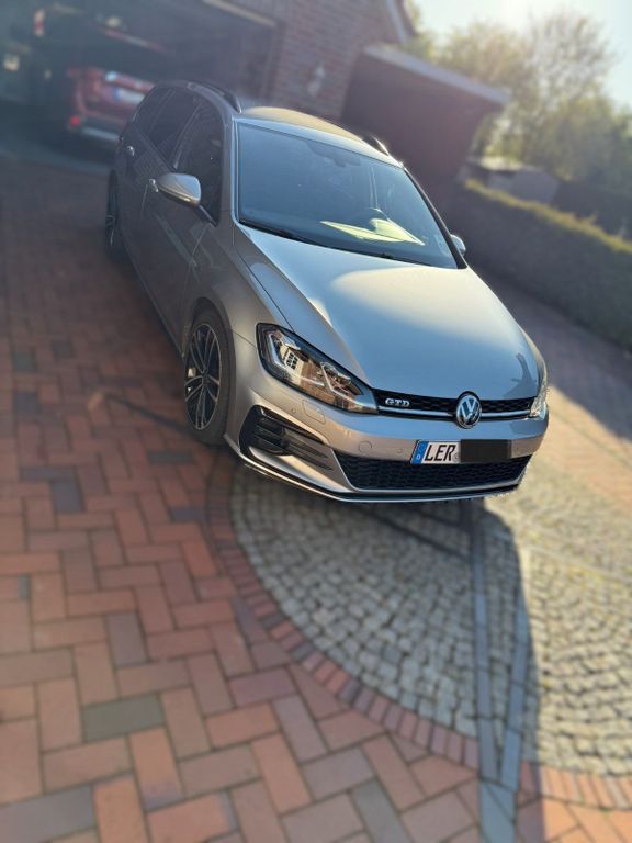 Image of Volkswagen Golf