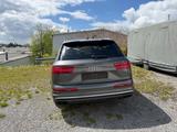 Audi SQ7 4.0 TDI quattro tiptronic - - graue Audi SQ7
