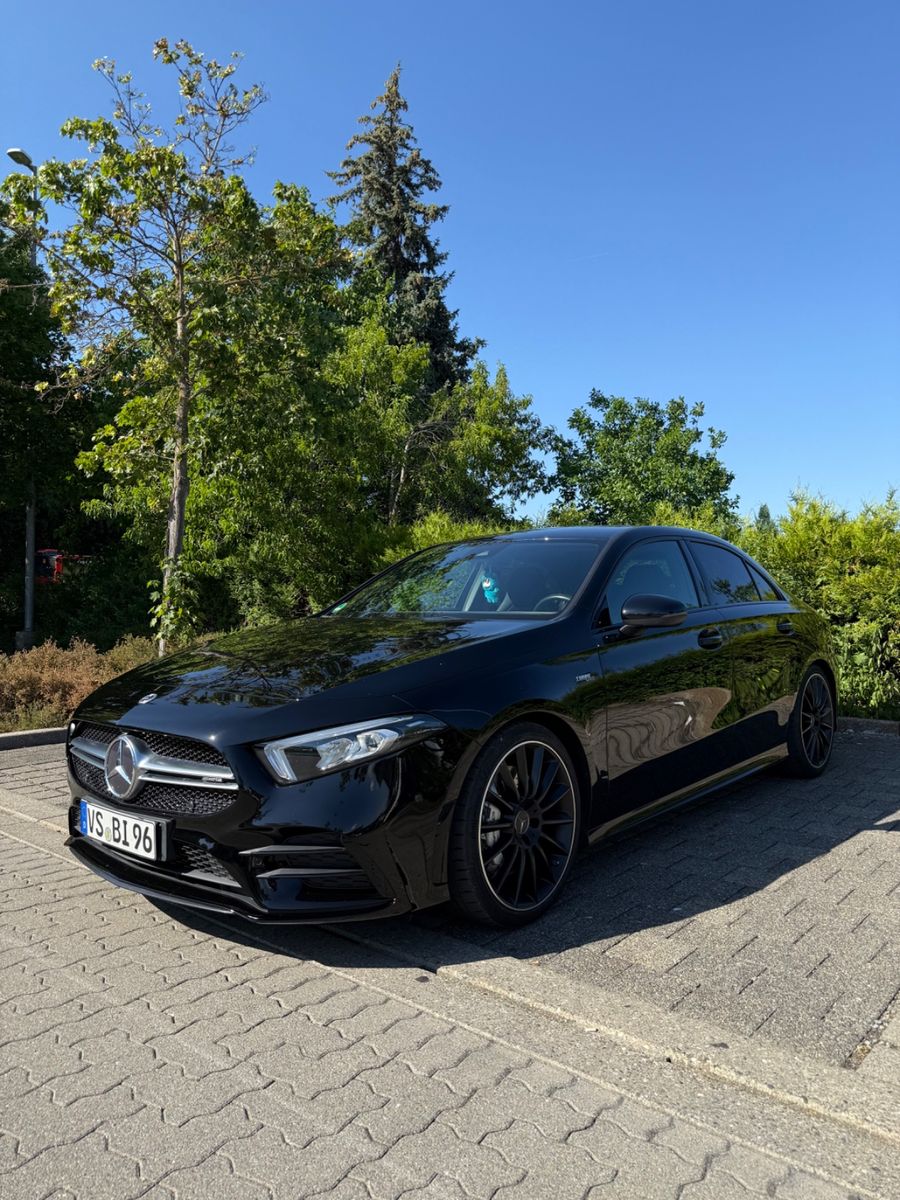 MERCEDES-BENZ Mercedes A35 AMG 4MATIC Limousine