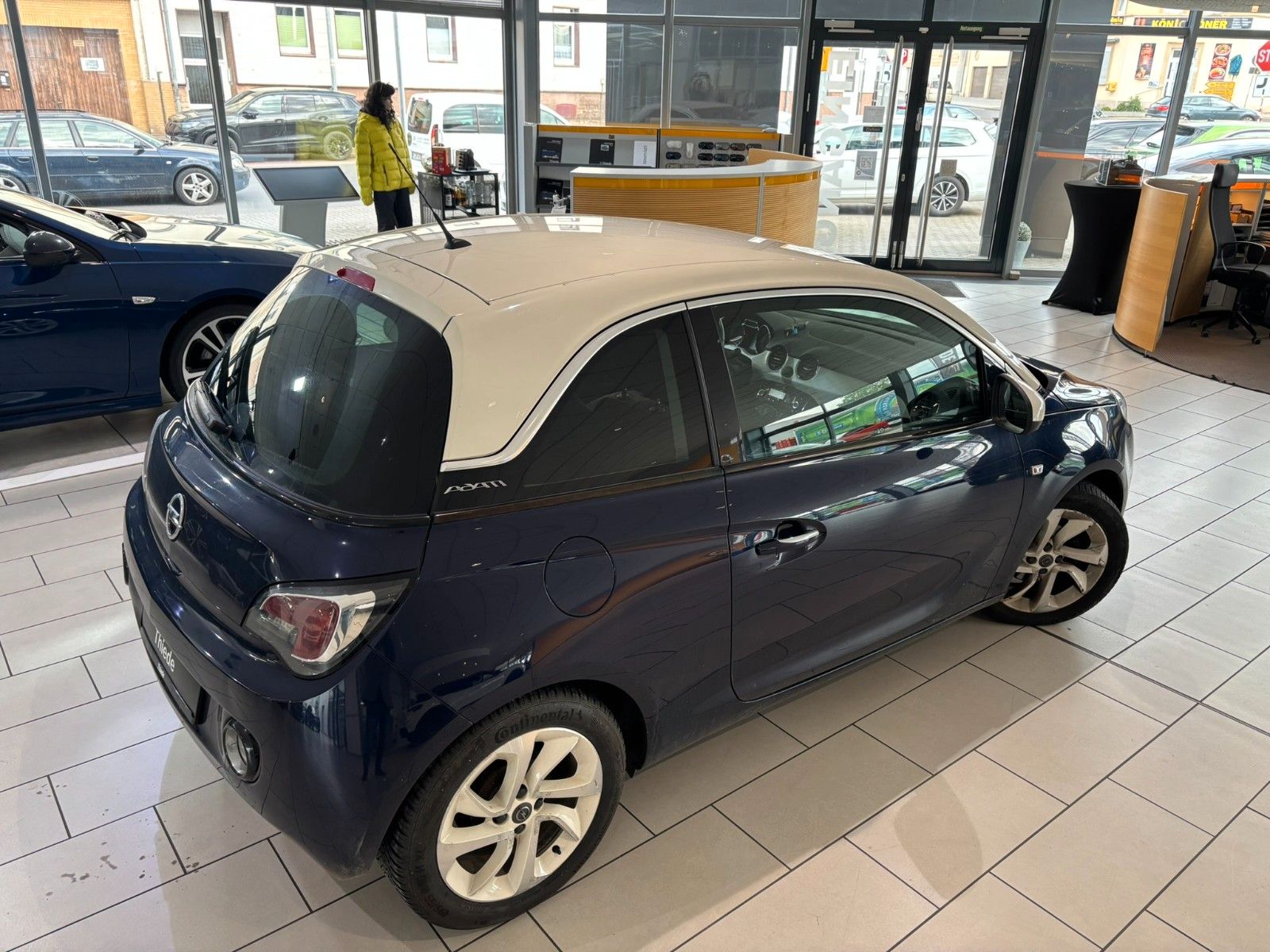 Fahrzeugabbildung Opel Adam Jam 1.2 SHZ/ALU16/LHZ/BT/KLIMA/ALLWETTER