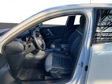 Citroën C4 Shine PT 130 EAT 8 Navi+Carplay+HUD+RFK+LM