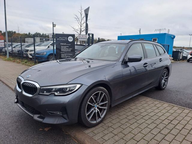 BMW 320  Touring d Sport Line/Navi/Teilleder/Xenon