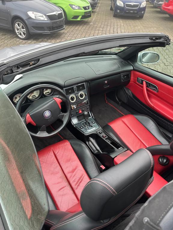 Mercedes-Benz SLK 230