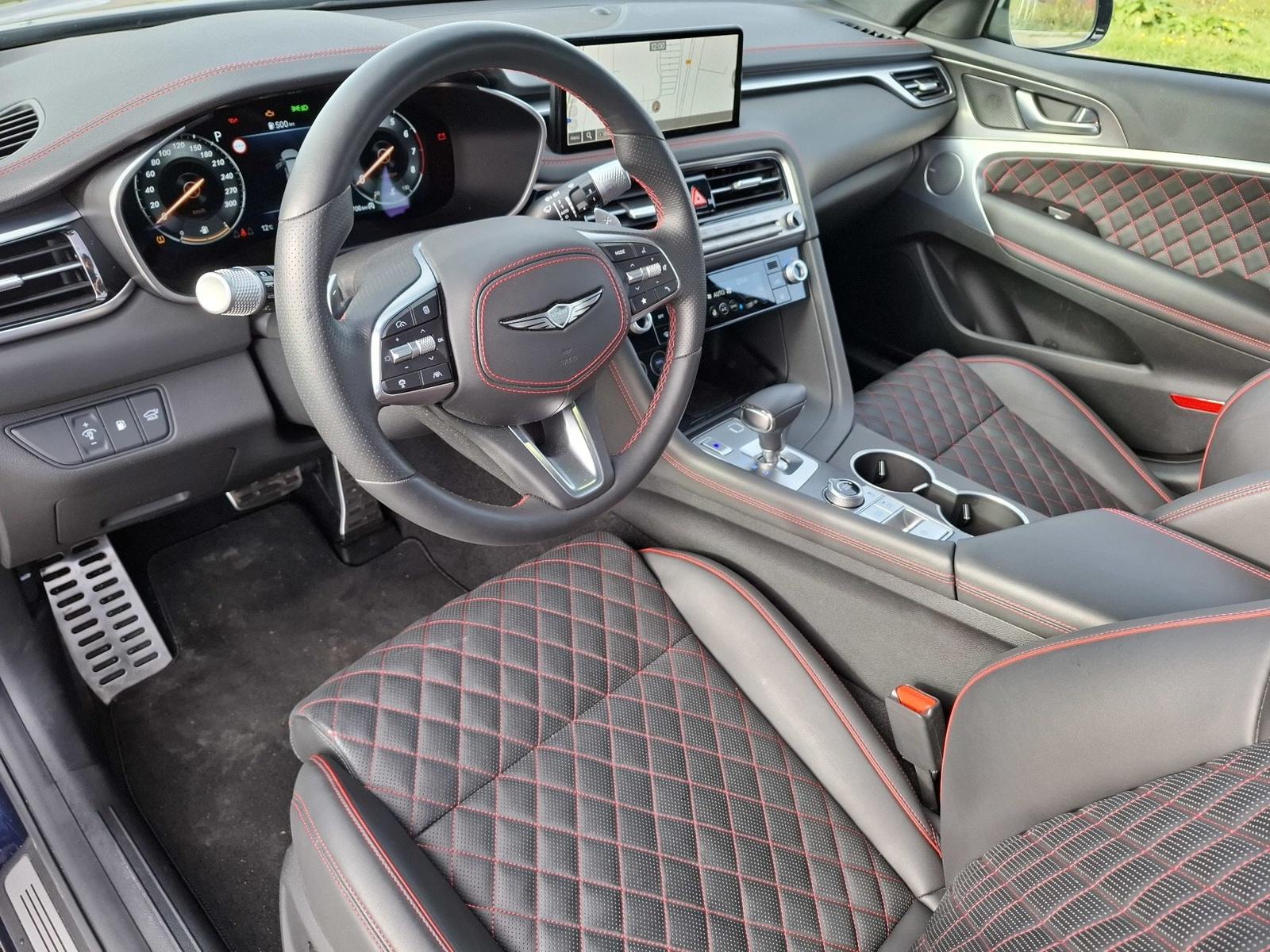 Genesis G70 GX8 Shooting Brake 2.0T AWD Sport
