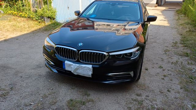 BMW 520i Touring A -