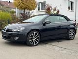 Volkswagen Golf VI Cabriolet Exclusive*TEMPOMAT*NAVI*KAMERA - mit Benzin-Antrieb: Schwarz, Sportsitze, Cabrio