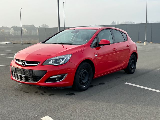 Opel Astra J Lim. 5-trg. Active TÜV 05/2026