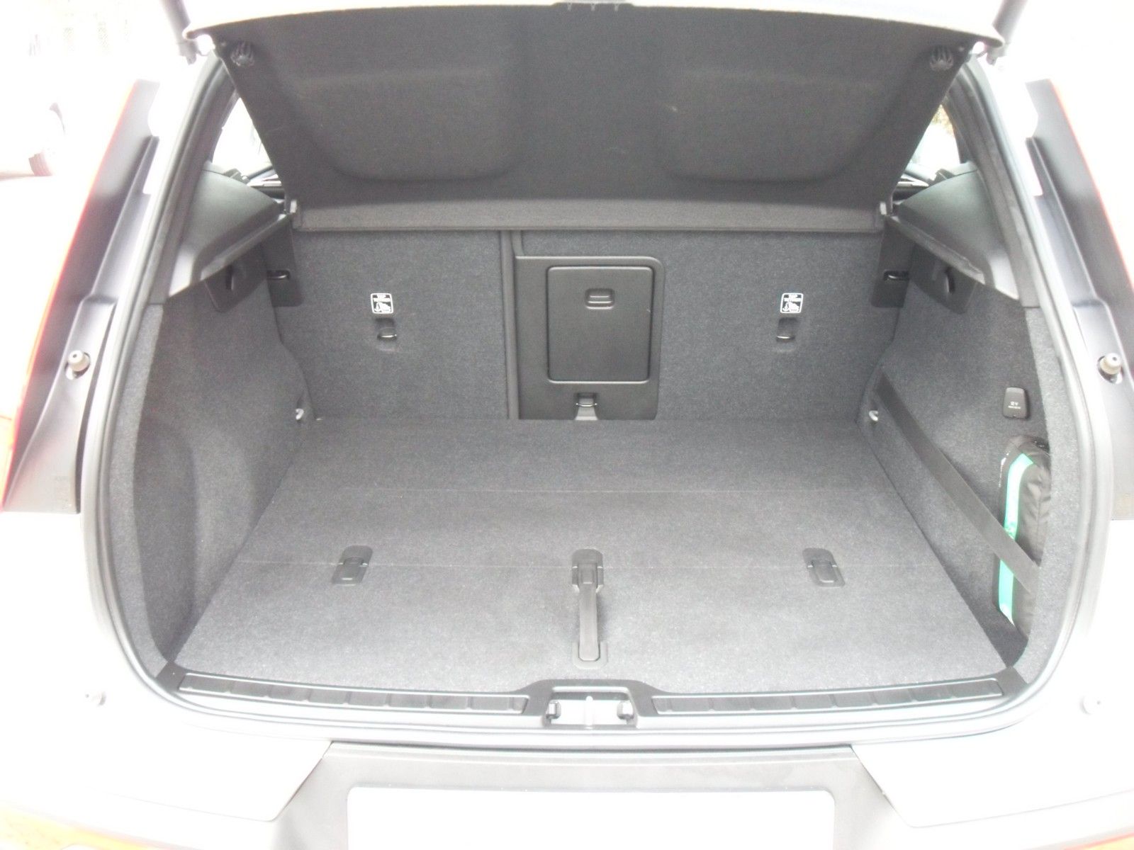 Fahrzeugabbildung Volvo XC 40 T5 Ultimate Bright Plug-In Hybrid