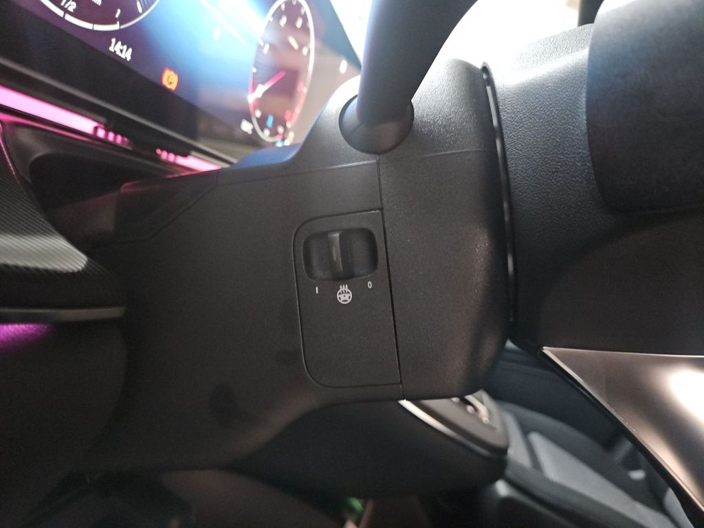 Fahrzeugabbildung Mercedes-Benz V 300 d STYLE Lang ACC AHK AUT Akustikglas Kam.