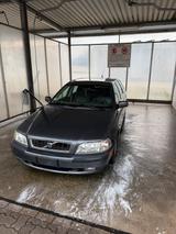 Volvo V40 1.9D 2003 Tausch möglich - Volvo V40 mit Diesel-Antrieb: 1.9