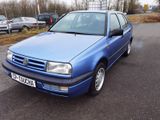 Volkswagen Vento 1,9 TDI 90 PS, 1. HAND, NUR 97 TKM - Volkswagen Vento mit Diesel-Antrieb: Limousine, 1.9