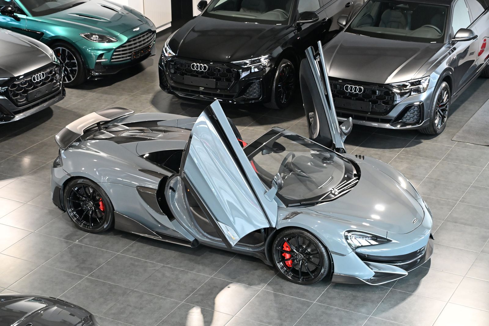 McLaren 600LT Spider/MSO Clubsport/Senna Seats/Lift imagem 2