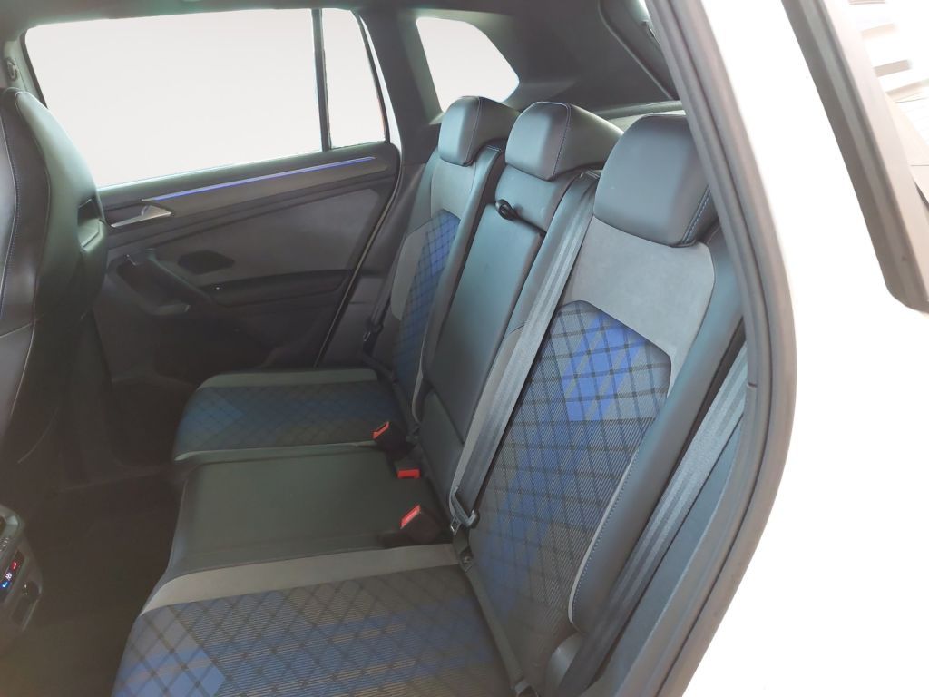 Fahrzeugabbildung Volkswagen Tiguan 2.0 TSI  4Motion DSG R Navi ACC