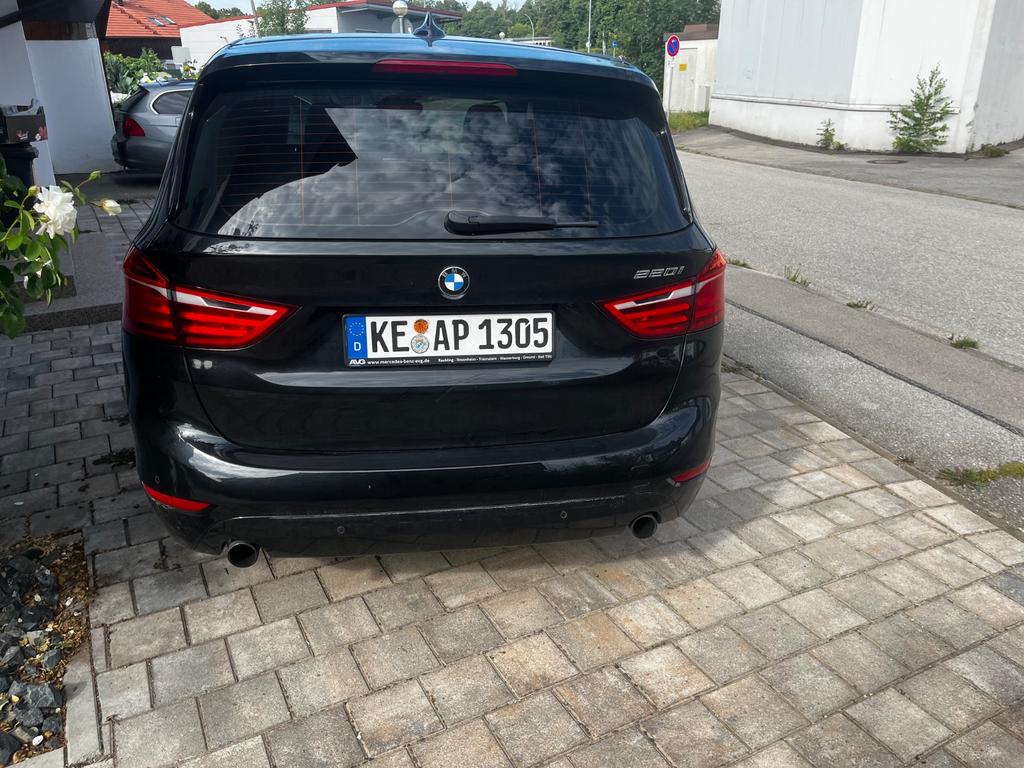 BMW 220