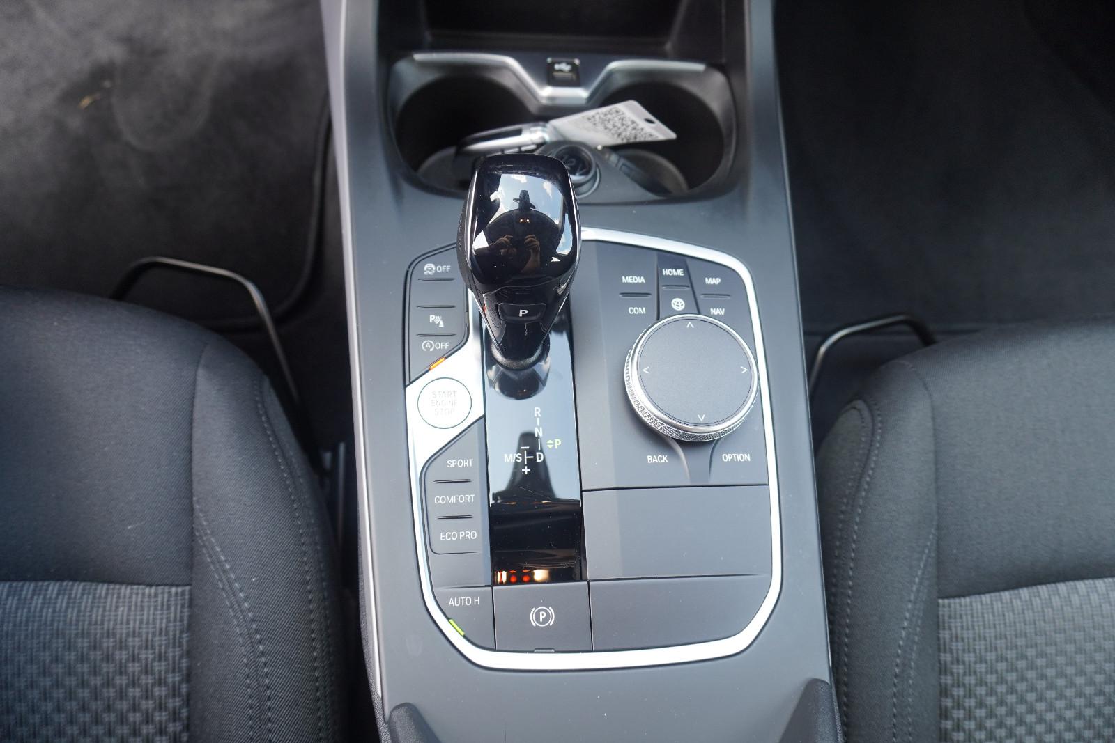 BMW 216d Gran Coupé Aut.*NAVI*LED*SEHR GEPFLEGT*
