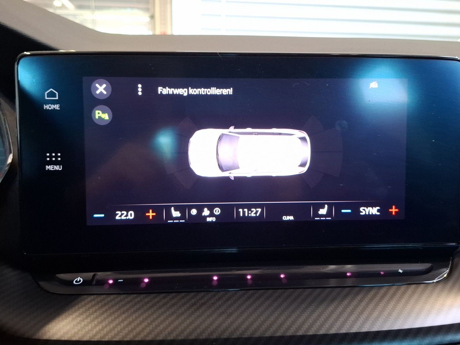 Fahrzeugabbildung SKODA Octavia Combi RS TDI DSG 4x4 Matrix Navi HUD VC